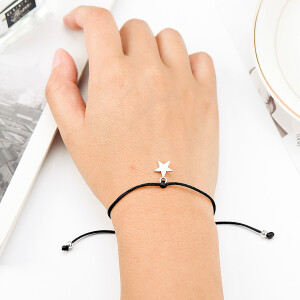 Armbänder Moments